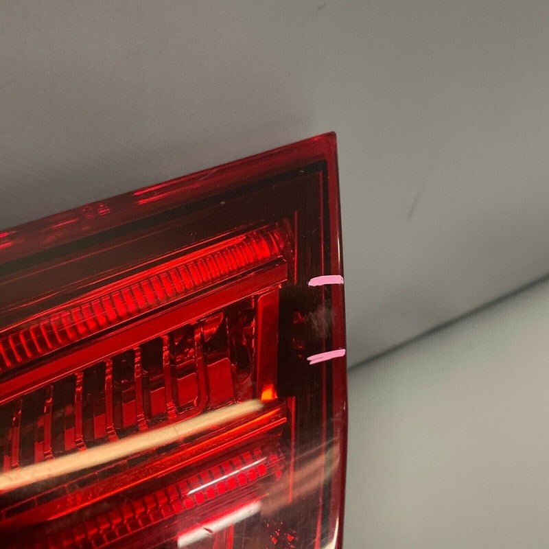 W212 MERCEDES  BENZ E63 TRUNK TAIL LIGHT RIGHT PASSENGER 2014 2015 2016 AMG OEM