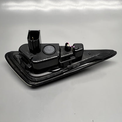 1642011-00-A TESLA MODEL Y FENDER CAMERA MARKER RIGHT 2020 2021 2022 2023 OEM 1642011-00-A