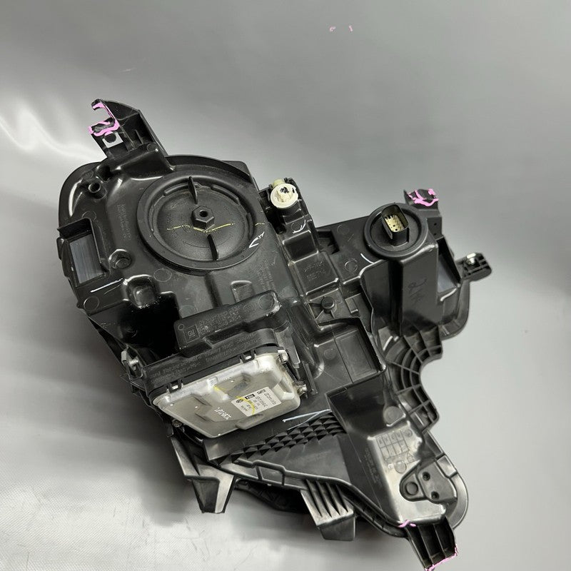 84355670 GMC TERRAIN HEADLIGHT LEFT DRIVER 2018 2019 2020 2021 XENON OEM 84355670