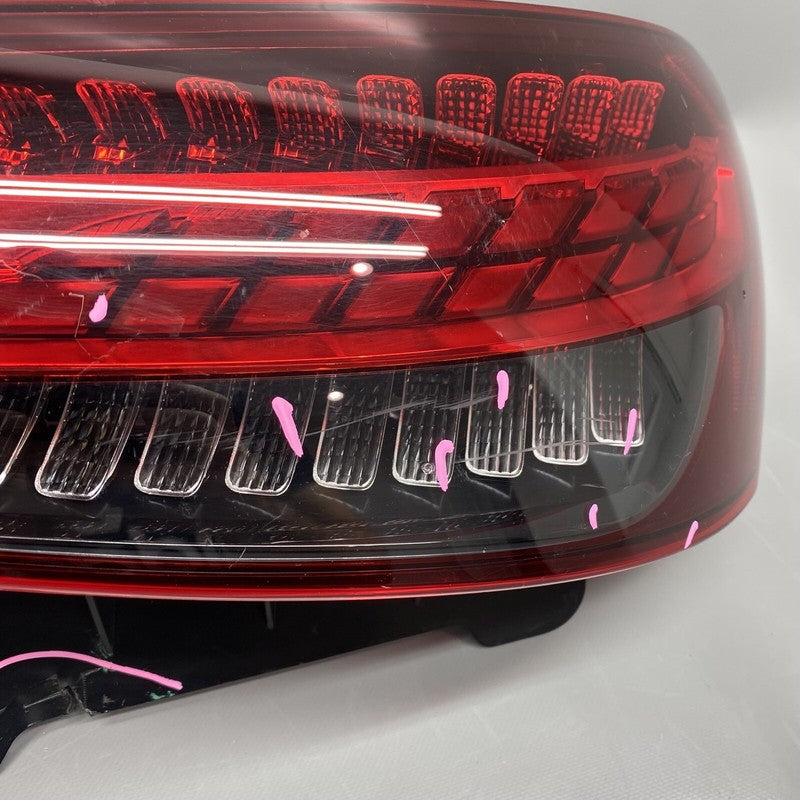 MERCEDES BENZ E300 E450 TAIL LIGHT RIGHT PASSENGER A2139065609 2021 20
