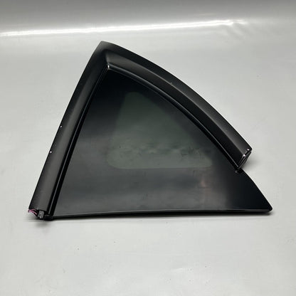 1495740-00-E TESLA MODEL Y QUARTER GLASS LEFT REAR 2020 2021 2022 2023 OEM 1495740-00-E