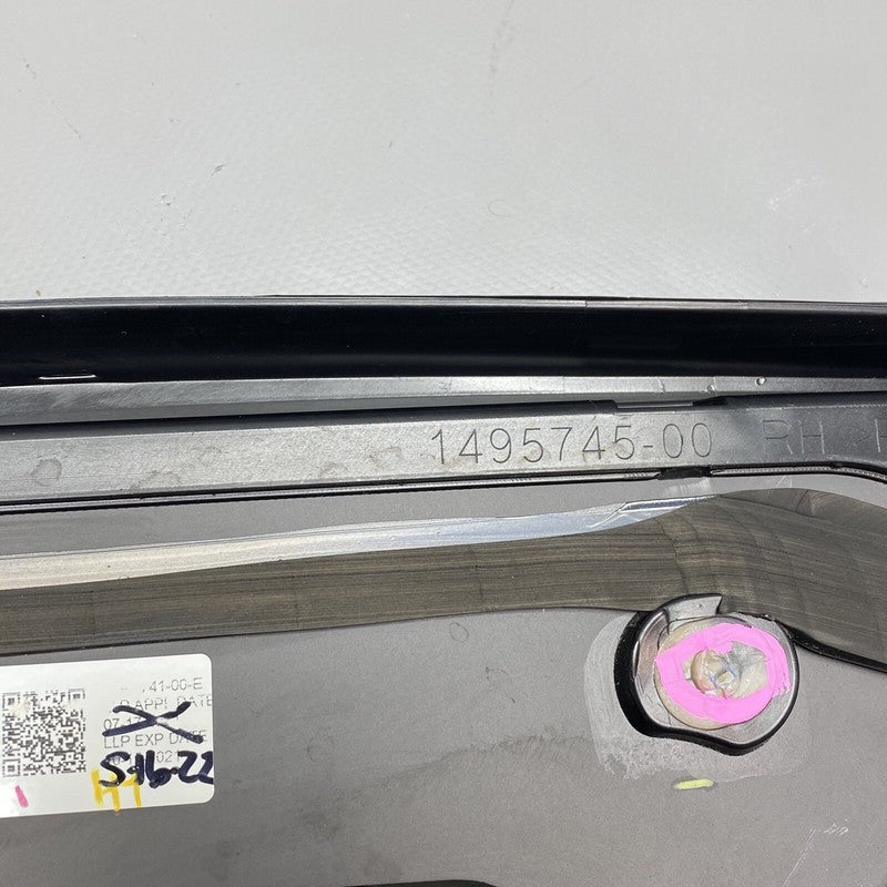 1495741-00-E TESLA MODEL Y QUARTER GLASS RIGHT REAR 2020 2021 2022 2023 OEM 1495741-00-E