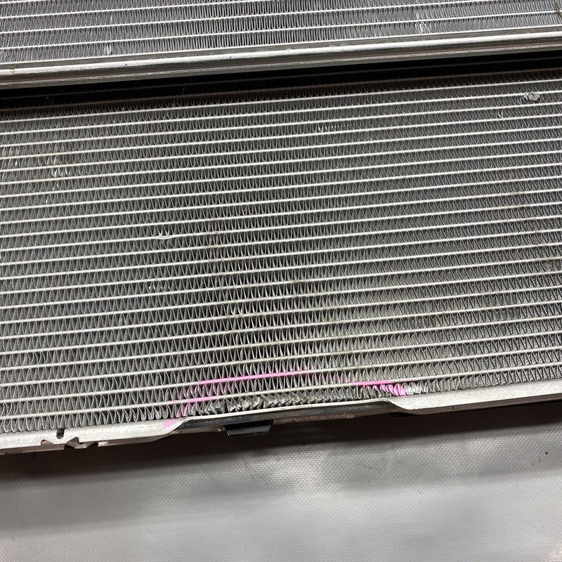1742 7953398 BMW 850 RADIATOR M8 FAN CONDENSER 17427953398 2017 2018 2019 OEM