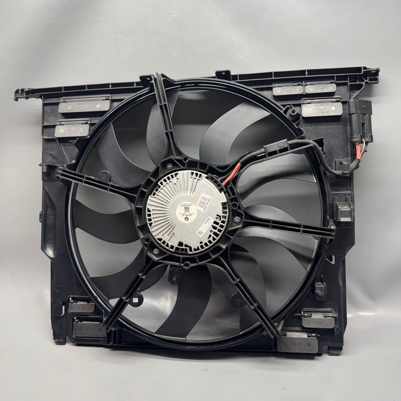 7647652 BMW 535I RADIATOR FAN 640I 740I 2011 2012 2013 2014 2015 2016  OEM 7647652