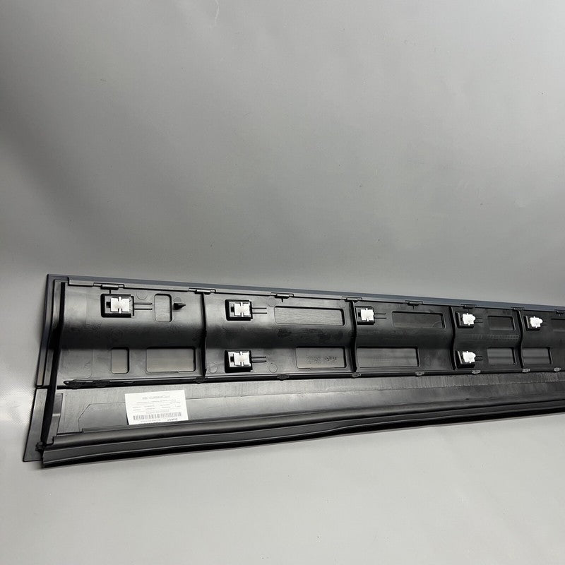 95855978704 PORSCHE CAYENNE DOOR MOLDING LEFT FRONT 2011 12 13 14 15 16 17 2018 95855978704