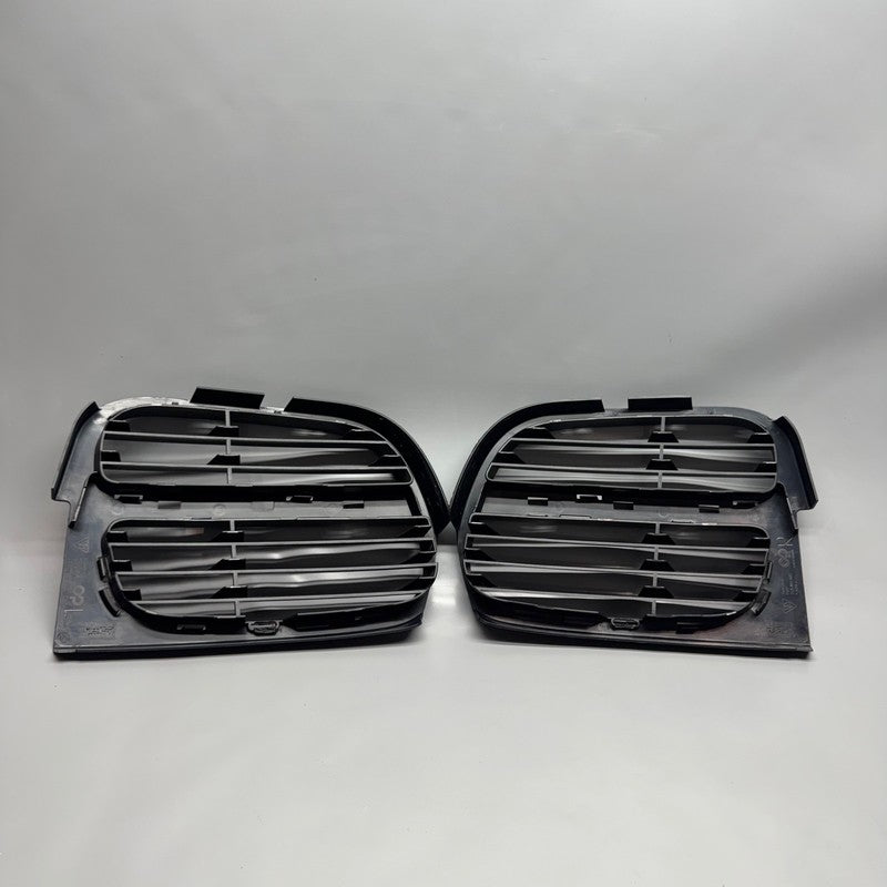 PORSCHE CAYENNE FRONT BUMPER LOWER AND SIDE GRILLES 2008 2009 2010 OEM