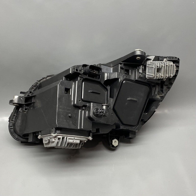 A2058201661 MERCEDES BENZ C300 HEADLIGHT RIGHT PASSENGER 2015 2016 2017 LED OEM A2058201661