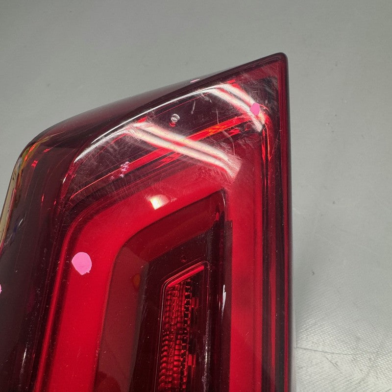 BMW X3M TAIL LIGHT RIGHT INNER PASSENGER 2018 2019 2020 2021 OEM 89853