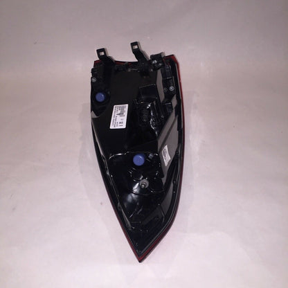 95863106221 PORSCHE CAYENNE S TAIL LIGHT RIGHT PASSENGER SIDE 2015 2016 2017 LED OEM