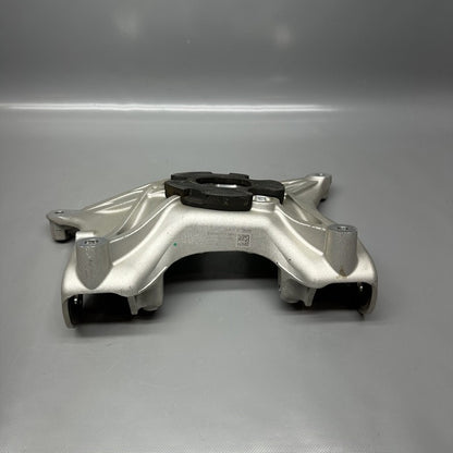 1044376-00-D TESLA MODEL Y FUCA MOUNT RIGHT FRONT 2020 2021 2022 2023 1044376-00-D