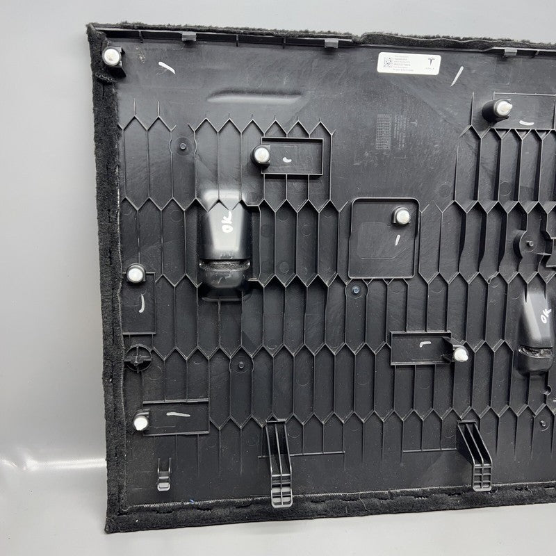 1582460-00-E TESLA MODEL S 2ND ROW BACK COVER LEFT 2021 2022 2023 1582460-00-E