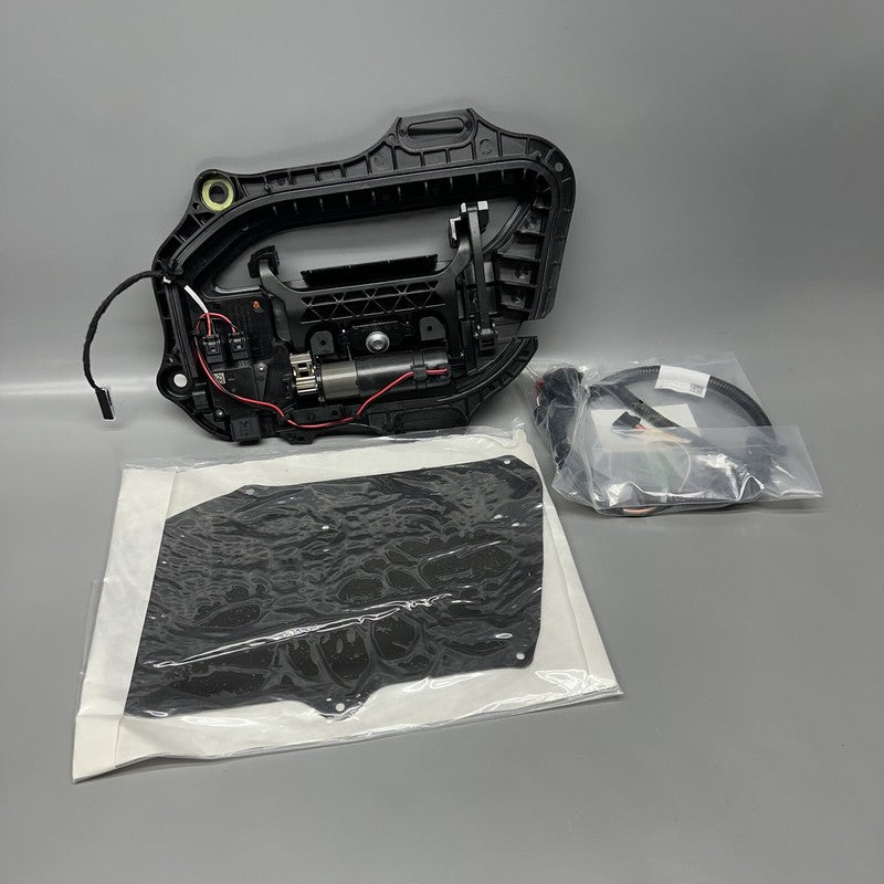 1133398-00-A TESLA MODEL S DOOR HANDLE RIGHT REAR 2016 2017 2018 2019 2020 OEM 1133398-00-A