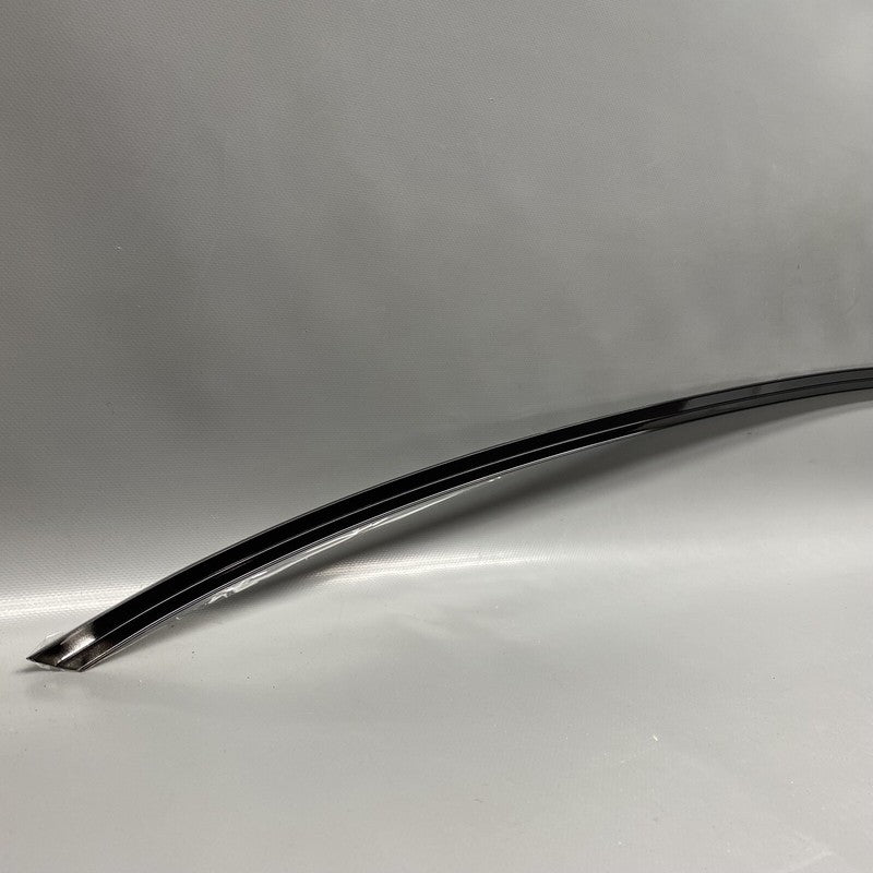 95B853986A PORSCHE MACAN DOOR UPPER MOLDING RIGHT FRONT 2015 2016 2017 2018 2019 OEM 