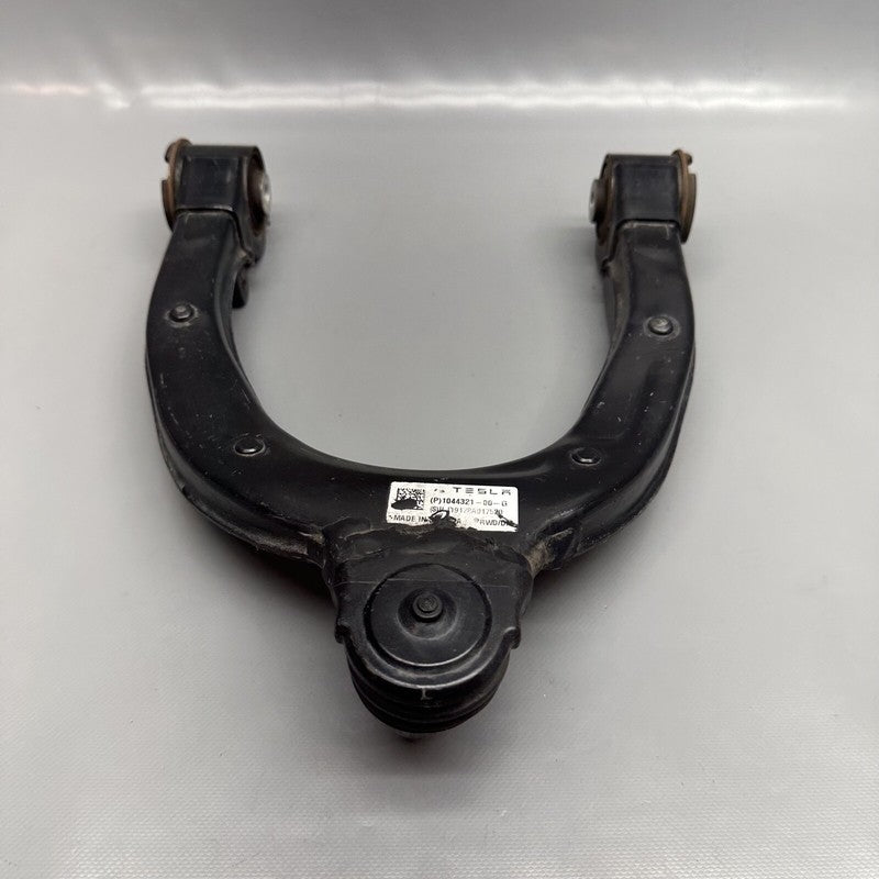 1044321-00-G TESLA MODEL 3,Y UPPER CONTROL ARM LEFT FRONT 2017 2018 2019 2020 21 22 2023 OEM
