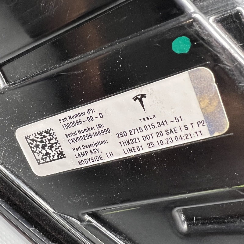 1502086-00-D TESLA MODEL Y TAIL LIGHT LEFT DRIVER 2020 2021 2022 2023 OEM 1502086-00-D