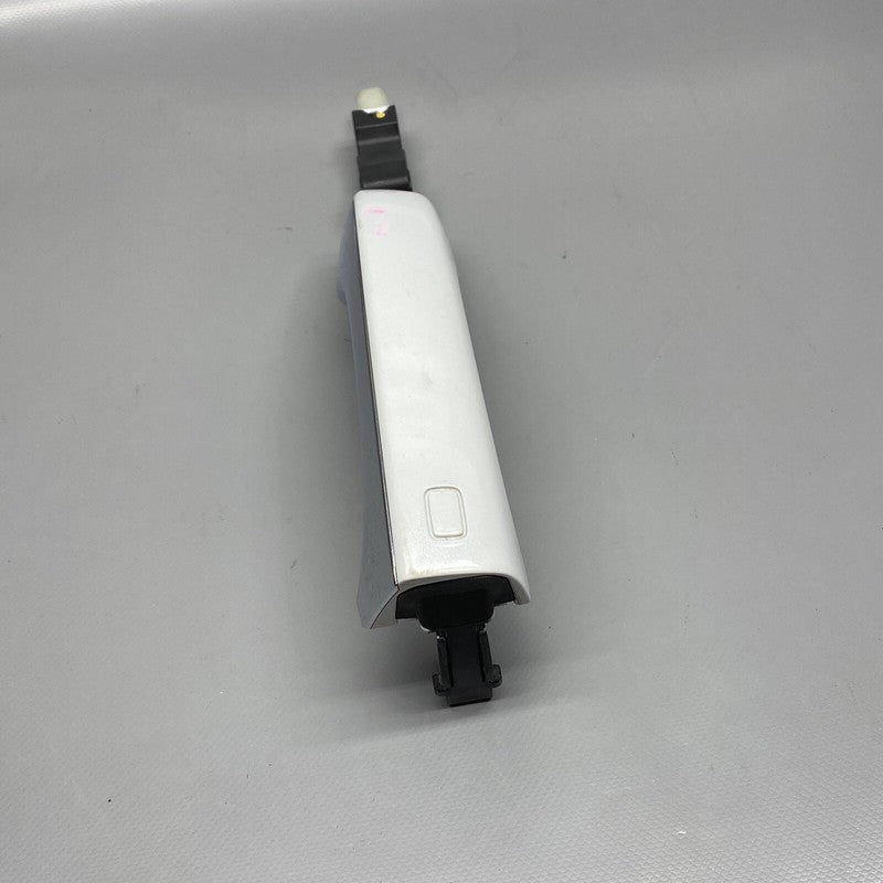 4H0837206B AUDI A6 A7 A8 RIGHT DOOR HANDLE EXTEREOR 2011 2012 2013 2014 2015 OEM