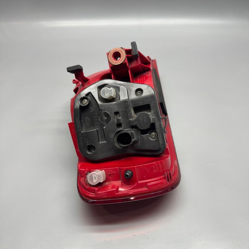 AUDI A4 TAIL LIGHT RIGHT PASSENGER 2009 2010 2011 2012 LED OEM
