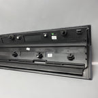 J9D3-21064-A JAGUAR I-PACE DOOR MOLDING RIGHT FRONT J9D3-21064-A 2018 2019 2020 OEM