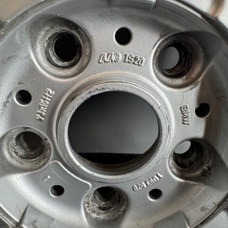 BMW 528 540 WHEEL RIM 15 INCH 1997 1998 1999 2000 OEM 1093528