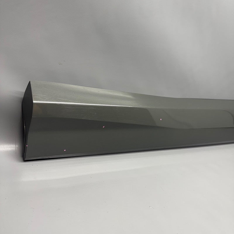 AUDI Q3 DOOR TRIM MOLDING RIGHT FRONT 2019 2020 2021 2022 OEM 83A85396