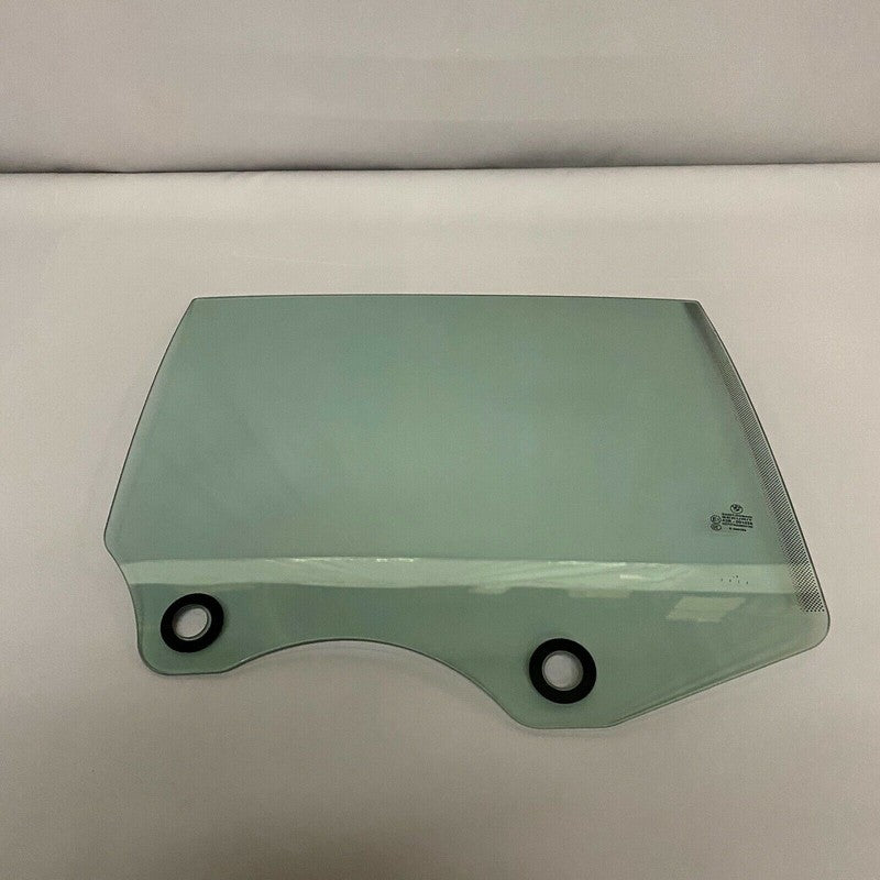 43R-001026 BMW M6 650 GRAN COUPE RIGHT REAR DOOR GLASS 2012 2013 2014 2015 2016 2017 2018