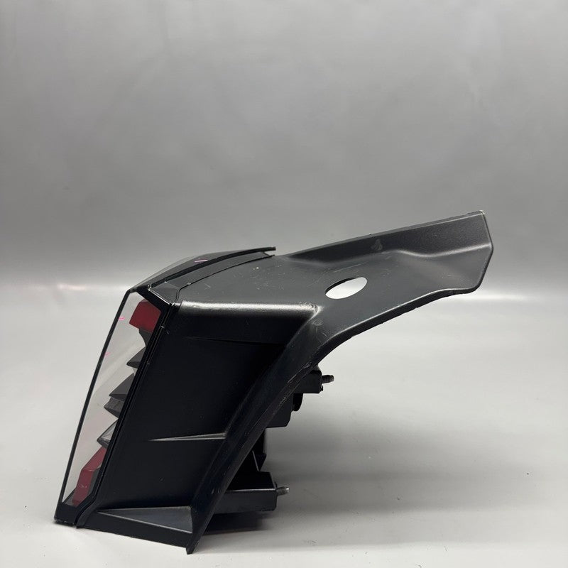 TESLA MODEL 3 TAIL LIGHT LEFT DRIVER 2017 2018 2019 2020 2021 2022 202