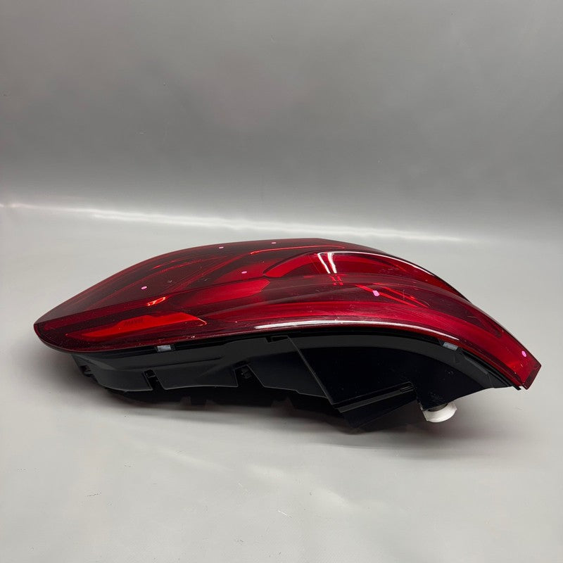 BMW X5 TAIL LIGHT RIGHT PASSENGER X5M 2019 2020 2021 2022 2023 OEM 374