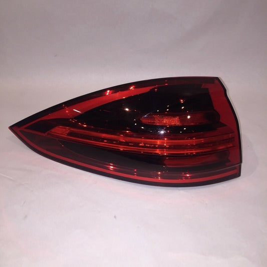 95863106121 PORSCHE CAYENNE S TAIL LIGHT LEFT DRIVER SIDE 2015 2016 2017 LED OEM