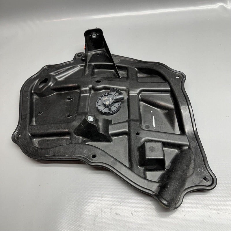 TESLA MODEL S DOOR CLOSEOUT PANEL RIGHT FRONT 2021 2022 2023 OEM 15847
