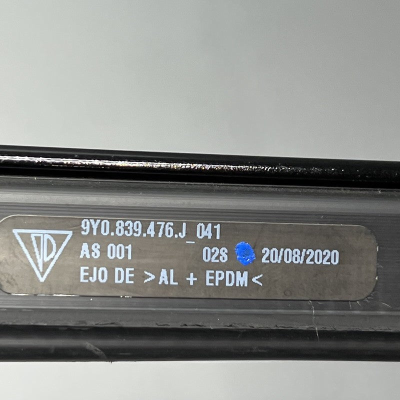 9Y0837476H PORSCHE CAYENNE DOOR BELT MOLDING RIGHT FRONT 2019 2020 OEM 9Y0837476H