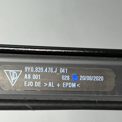 9Y0837476H PORSCHE CAYENNE DOOR BELT MOLDING RIGHT FRONT 2019 2020 OEM 9Y0837476H