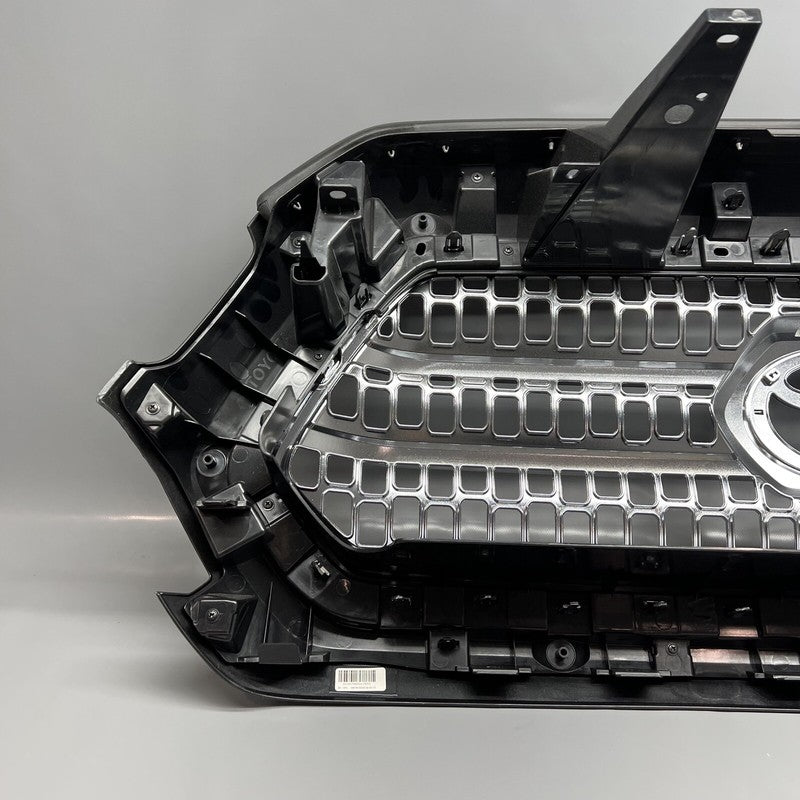 53114-04220 TOYOTA TACOMA TRD GRILLE 2018 2019 2020 2021 2022 OEM 53114-04220