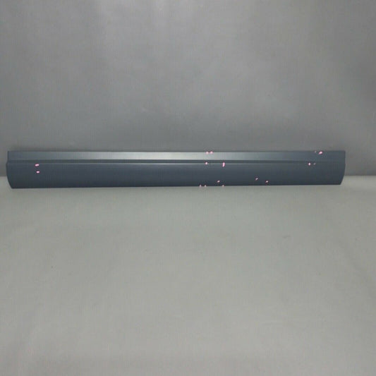 670035235 MASERATI LEVANTE RIGHT FRONT DOOR TRIM MOLDING 2017 2018 2019 OEM 670035235