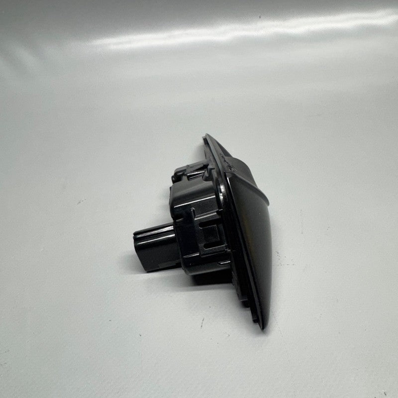 TESLA MODEL 3 Y FENDER CAMERA MARKER RIGHT 2018 2019 2020 2021 2022 20