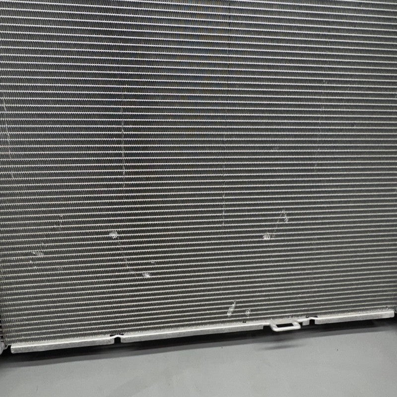 A0995000002 MERCEDES BENZ GL450 GL550 RADIATOR 2013 2014-2016 2017 2018 2019 OEM A0995000002