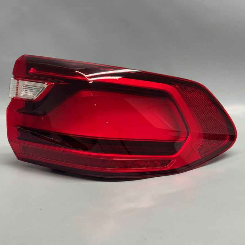 BMW X7 TAIL LIGHT RIGHT PASSENGER 2019 2020 2021 2022 OEM H45A164A605