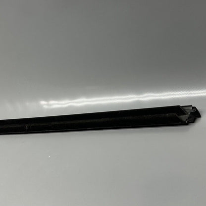 99153708601 PORSCHE 911 CAYMAN 718 DOOR MOLDING RIGHT FRONT 2017-2023 OEM 99153708601