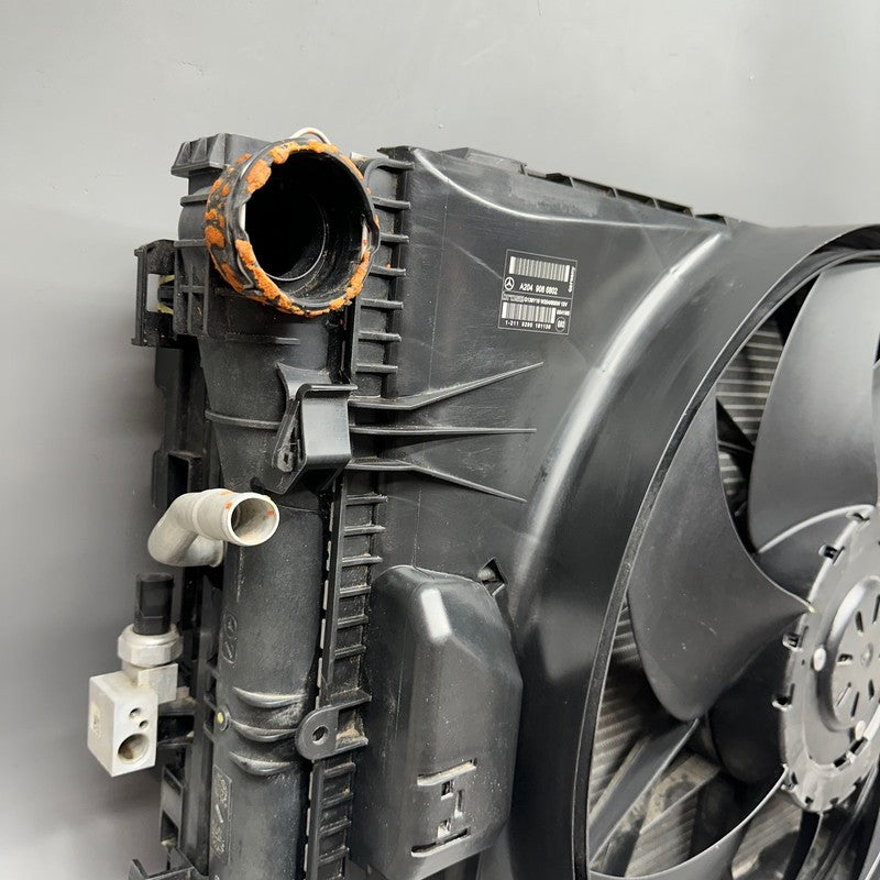 A2049066802 MERCEDES BENZ C250 COOLING RADIATOR FAN 2012 2013 2014 OEM A2049066802