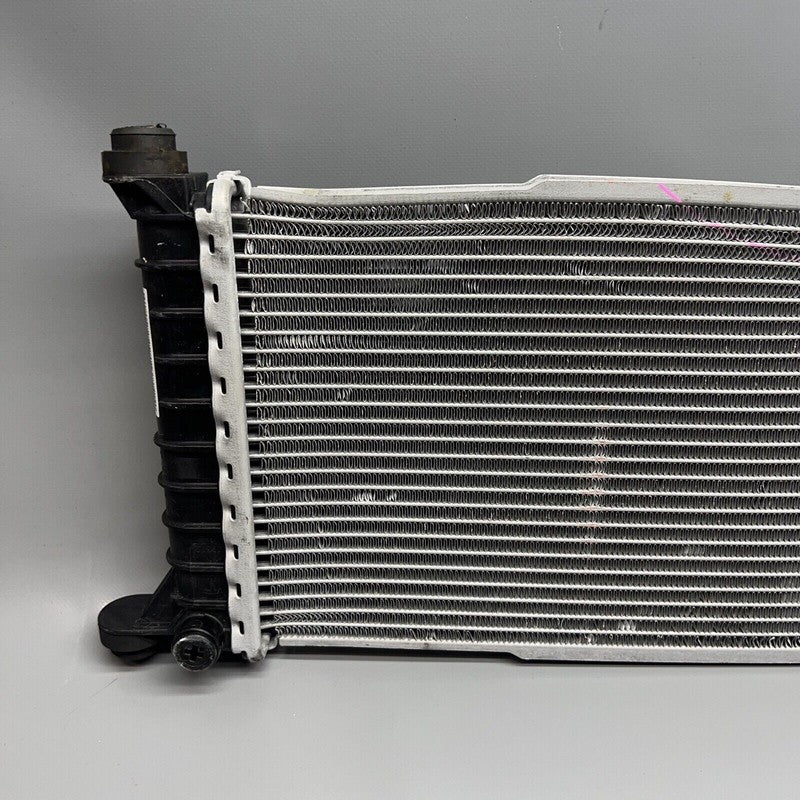 6007372-00-A TESLA MODEL S RADIATOR COOLER CENTER 2012 2013 2014 2015 OEM 6007372-00-A