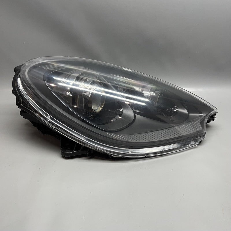 PORSCHE MACAN GTS HEADLIGHT RIGHT PASSENGER 2015 16 17 2018 BI-XENON 9