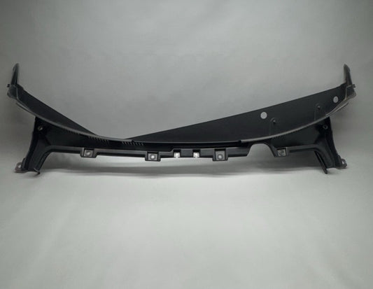 1930440-00-E TESLA MODELY JUNIPER COWL SCREEN COVER 2025 2026 OEM 1930440-00-E