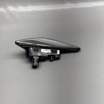 1495865-20-D TESLA MODEL 3 FENDER CAMERA MARKER RIGHT 2017 2018 2019 2020 OEM 1495865-20-D