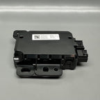 TESLA MODEL 3 USB HUB CHARGER DATA FRONT 2017 2018 2019 2020 OEM 10932