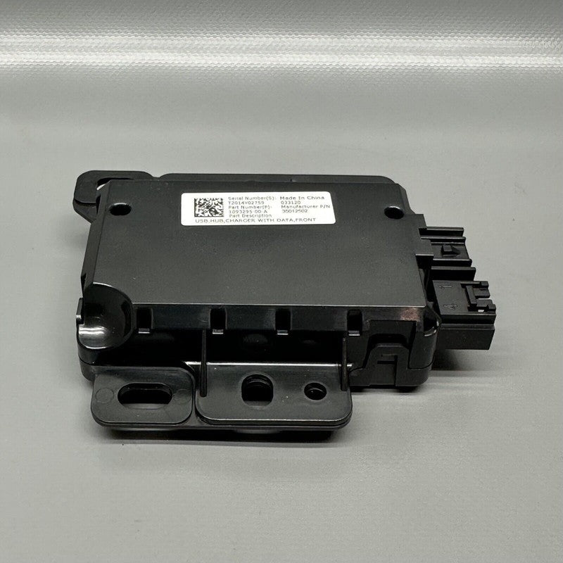 TESLA MODEL 3 USB HUB CHARGER DATA FRONT 2017 2018 2019 2020 OEM 10932
