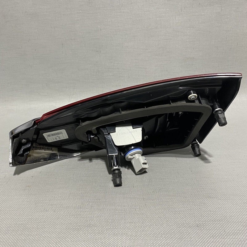 FORD FUSION TAIL LIGHT LEFT DRIVER SIDE KS73-A603AE OEM 2019 2020