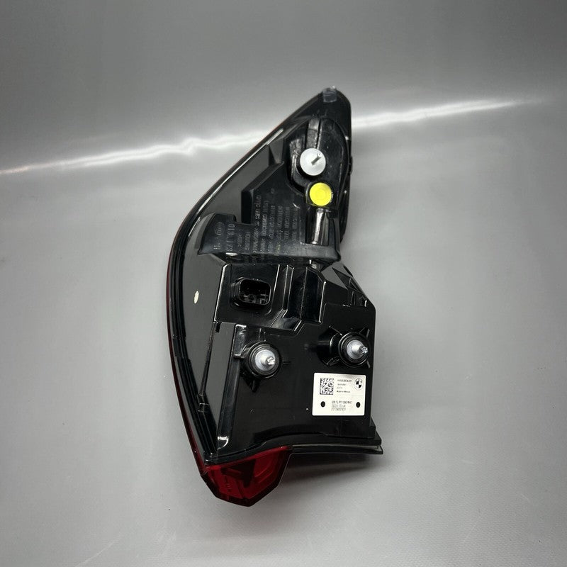 H45A3BCA201 BMW M3 TAIL LIGHT RIGHT PASSENGER LED OEM 2019 2020 2021 2022 H45A3BCA201