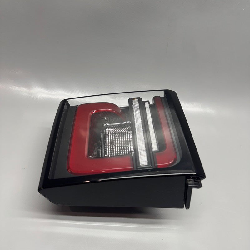 LAND ROVER DISCOVERY INNER TAIL LIGHT LEFT DRIVER 2020 2021 2022 2023 