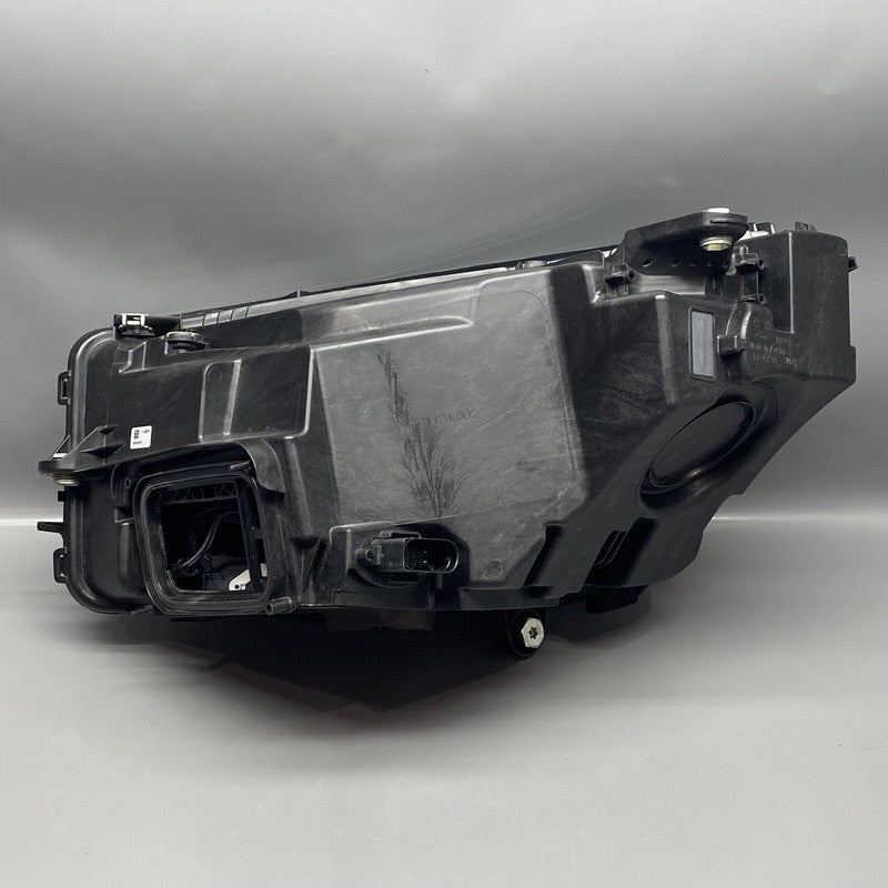 MERCEDES BENZ GLC300 HEADLIGHT RIGHT PASSENGER A2539067401 2020 2021 2