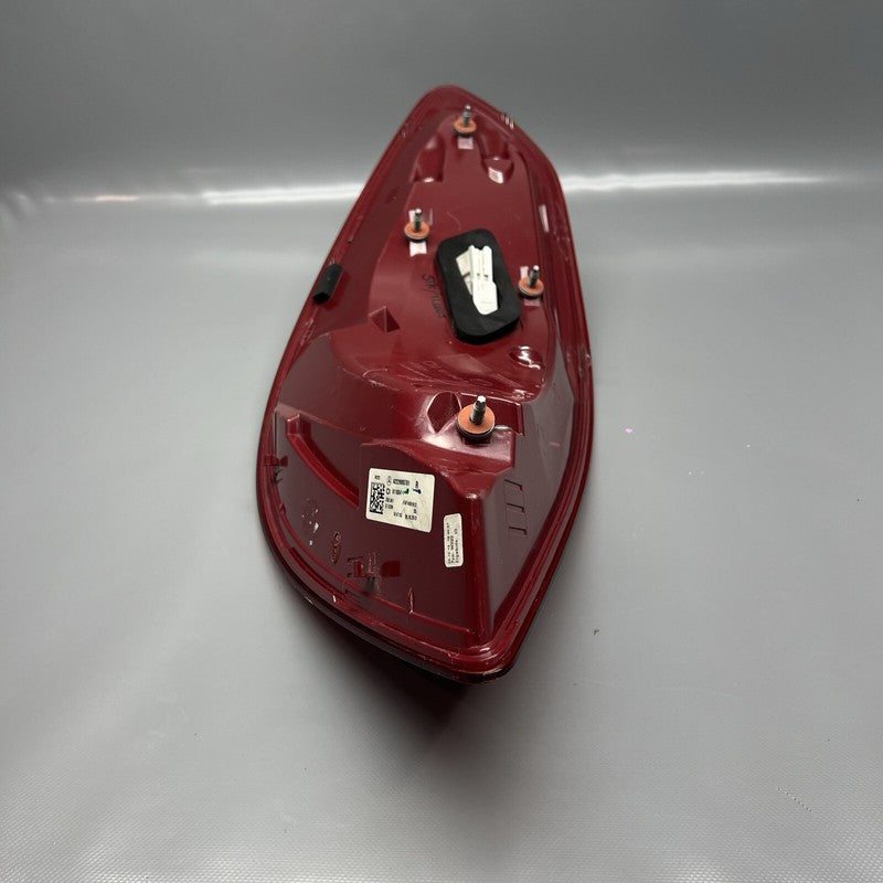 A2229065701 MERCEDES BENZ S500 TAIL LIGHT RIGHT PASSENGER 2014 2015 2016 2017 A2229065701
