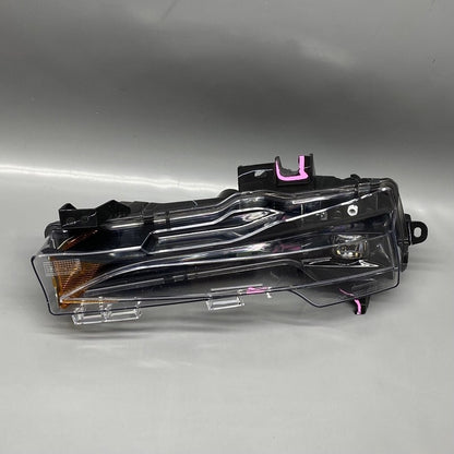 1077392-00-E TESLA MODEL 3 FOG LIGHT RIGHT PASSENGER 2017 2018 2019 2020 3 PIN 1077392-00-E